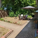 Urlaubsmagie - Waldweg - Mit Grill, Terrasse & Saisonalem Pool *