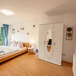 Urlaubsmagie - Waldweg - Mit Grill, Terrasse & Saisonalem Pool *