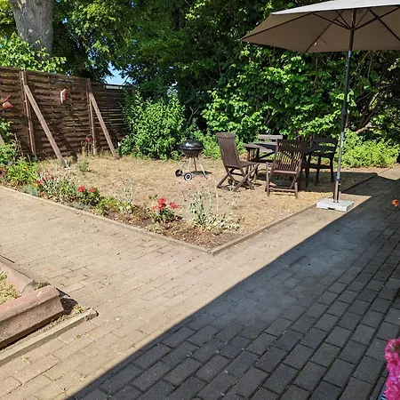 Daire Urlaubsmagie - Waldweg - Mit Grill, Terrasse & Saisonalem Pool Lichtenhain (Sebnitz)