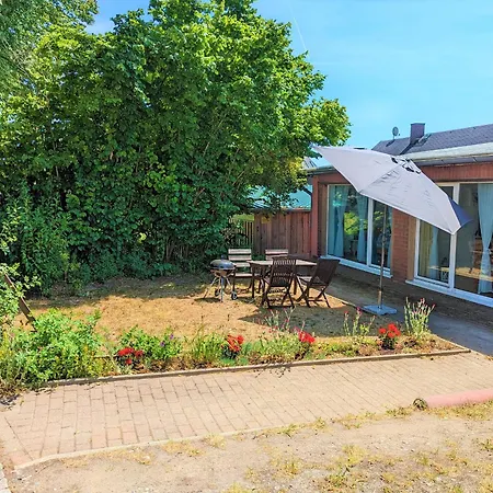 W5 - Urlaubsmagie - Mit Grill, Terrasse & Pool Apartment Lichtenhain (Sebnitz)
