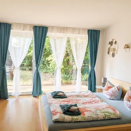 W5 - Urlaubsmagie - Mit Grill, Terrasse & Pool Lichtenhain (Sebnitz)